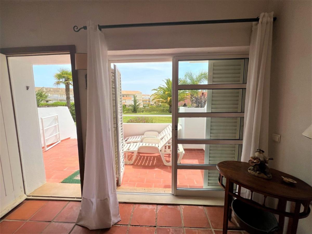 Apartmán Vilamoura Typical 1 With Pool By Homing Exteriér fotografie